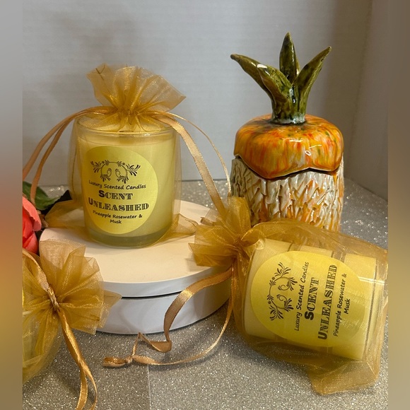 NEW- PINEAPPLE ROSEWATER & MUSK: SCENT UNLEASHED, LUXURY HAND POURED CANDLES. - Picture 4 of 6